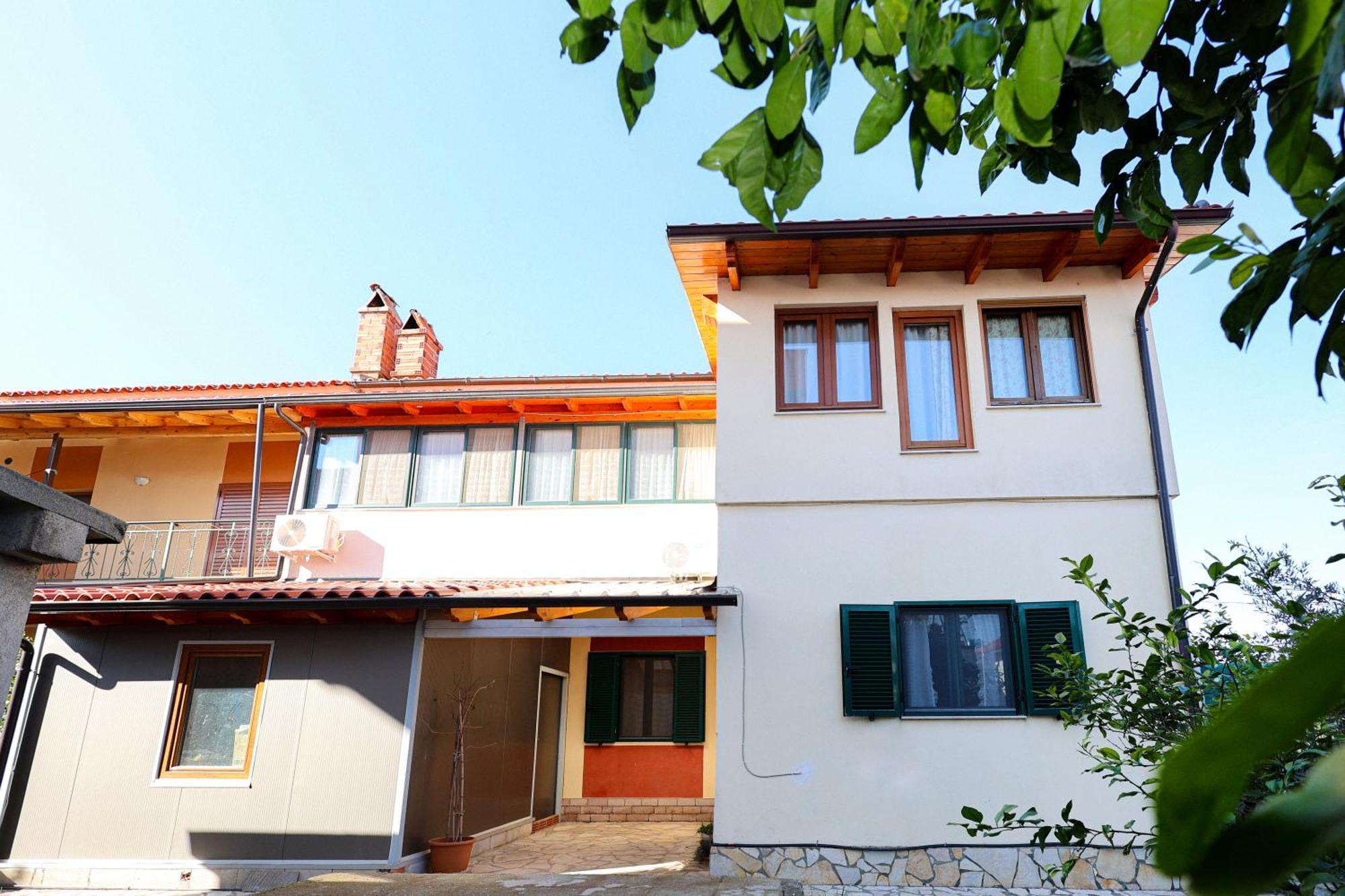 Casa La Pieve Bed & Breakfast Berat Exterior foto