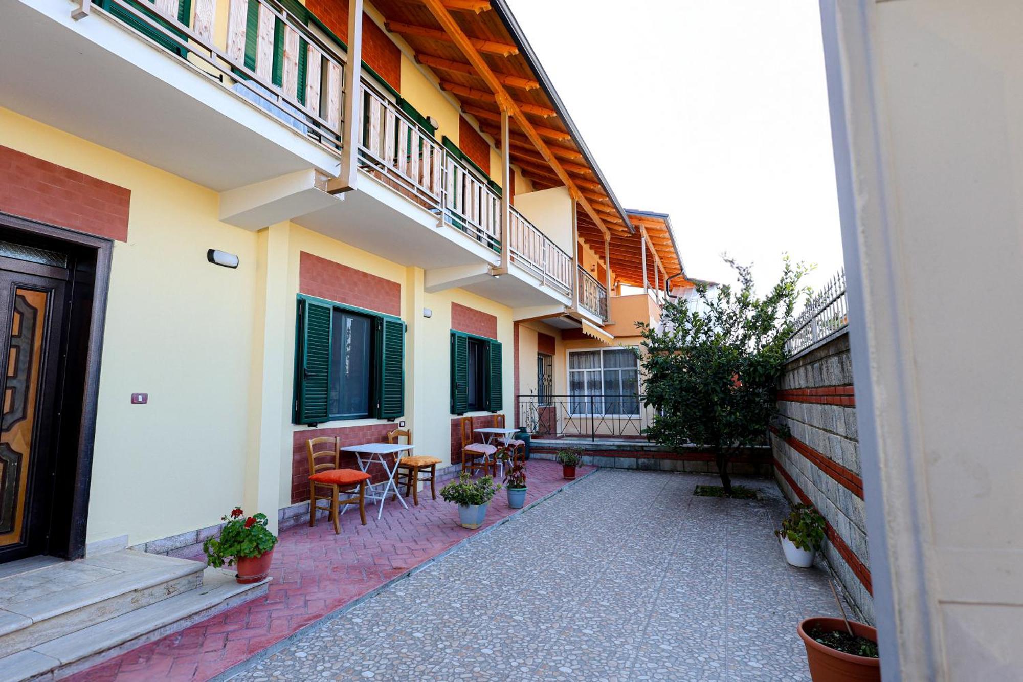 Casa La Pieve Bed & Breakfast Berat Exterior foto
